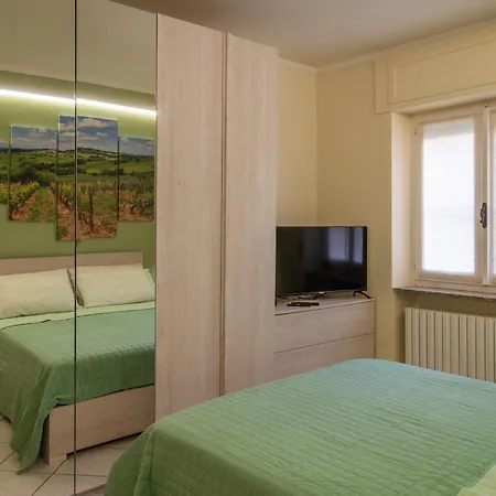 Il Grappolo D'Oro - Accogliente Appartamento Vicino Al Centro Apartment Tortona
