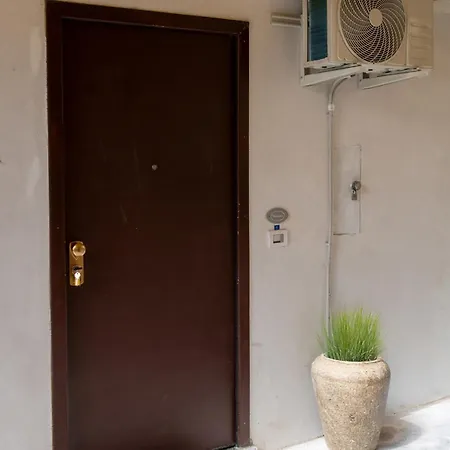 Il Grappolo D'oro - Accogliente Vicino Al Centro Tortona